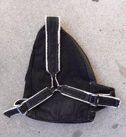 SLING BAG